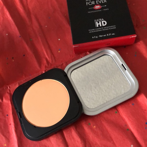 Brand new Ultra HD Microfinishing Pressed Powder by Make Up Forever - Picture 8 of 9